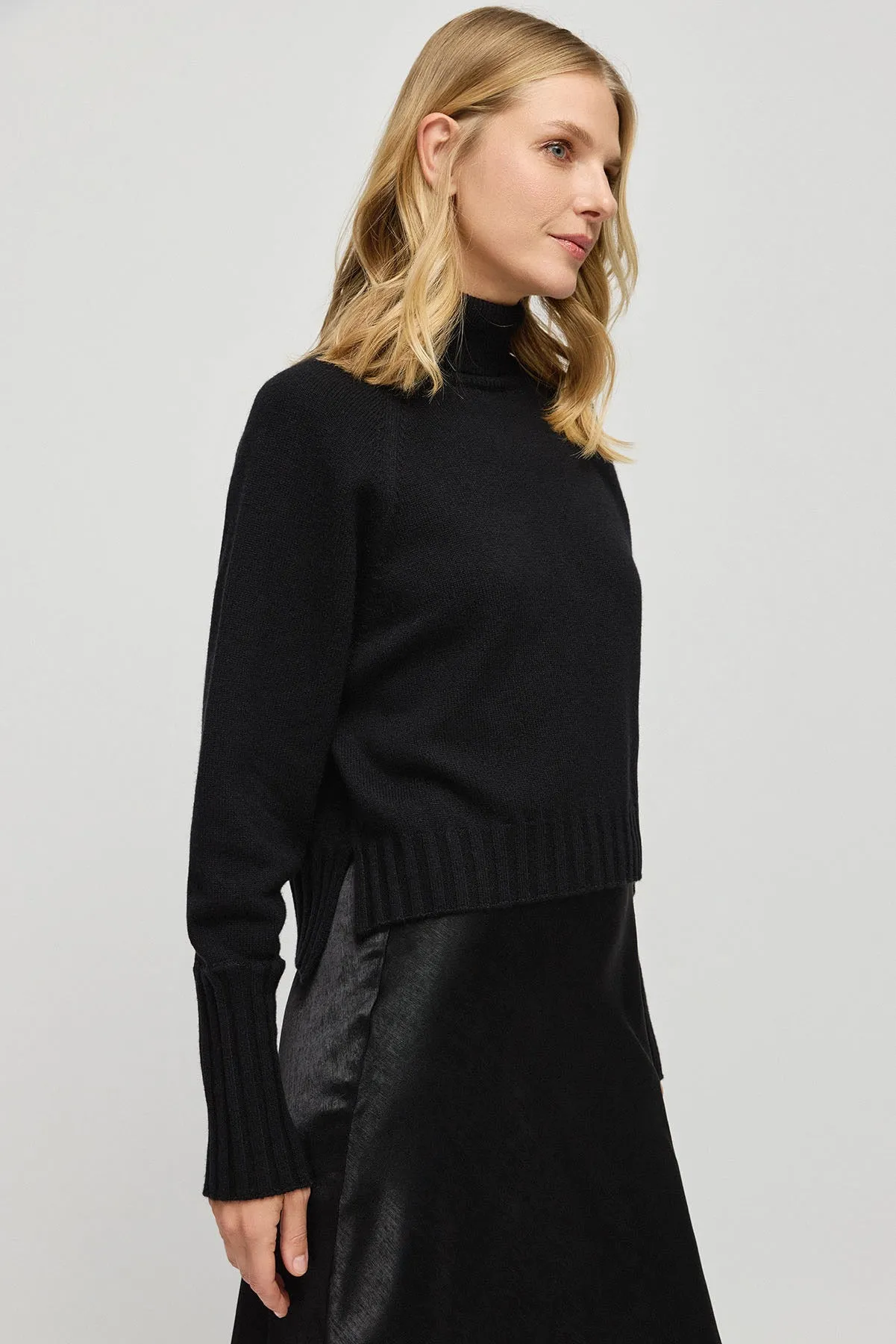 Black Cashmere Wool Romy Turtleneck Bat Sleeve Crop Women's Sweater