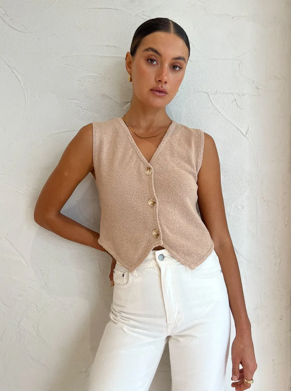 Ena Pelly Tommy True Knit Vest in Taupe