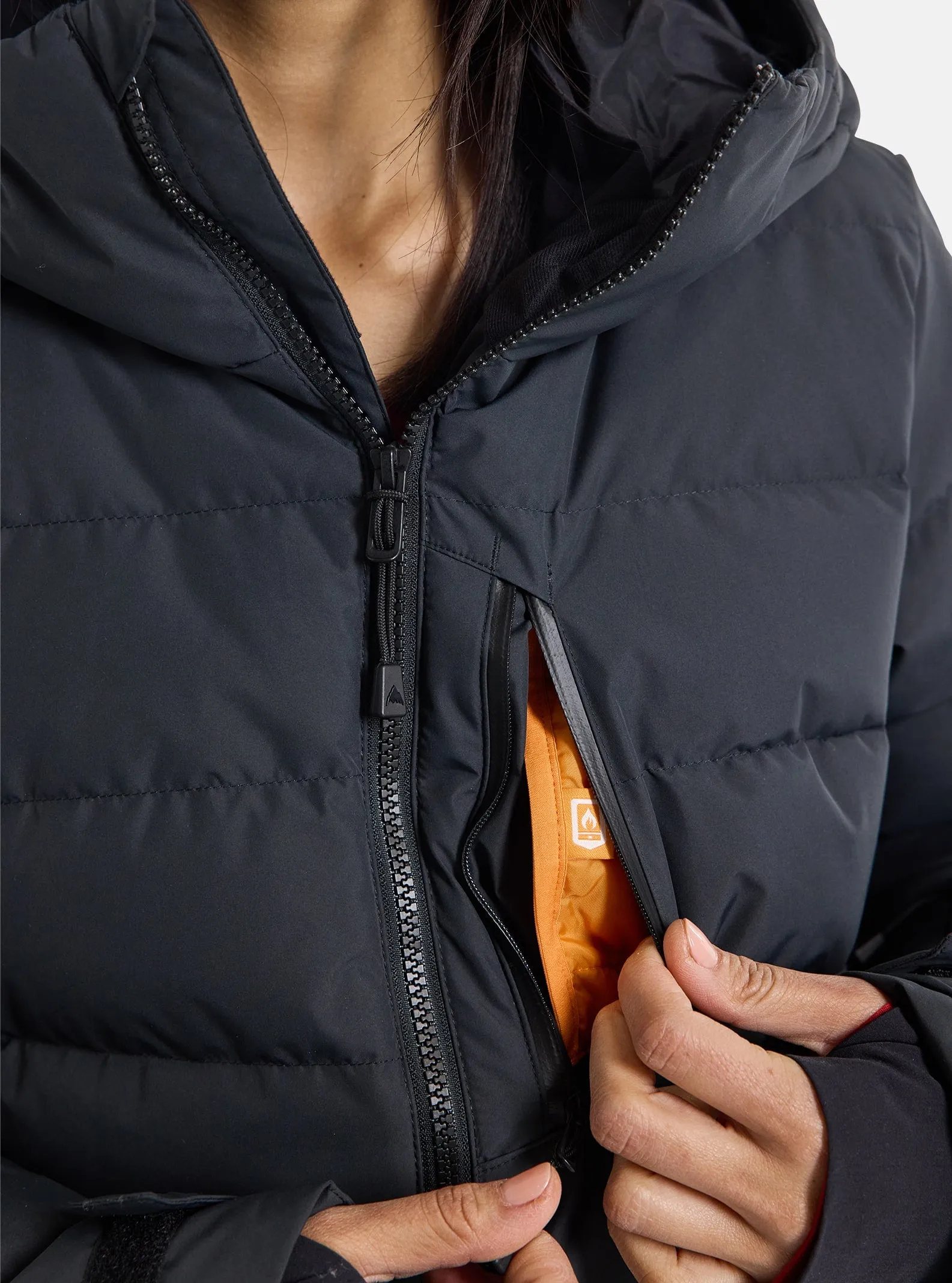 Loyil Down Jacket | Black