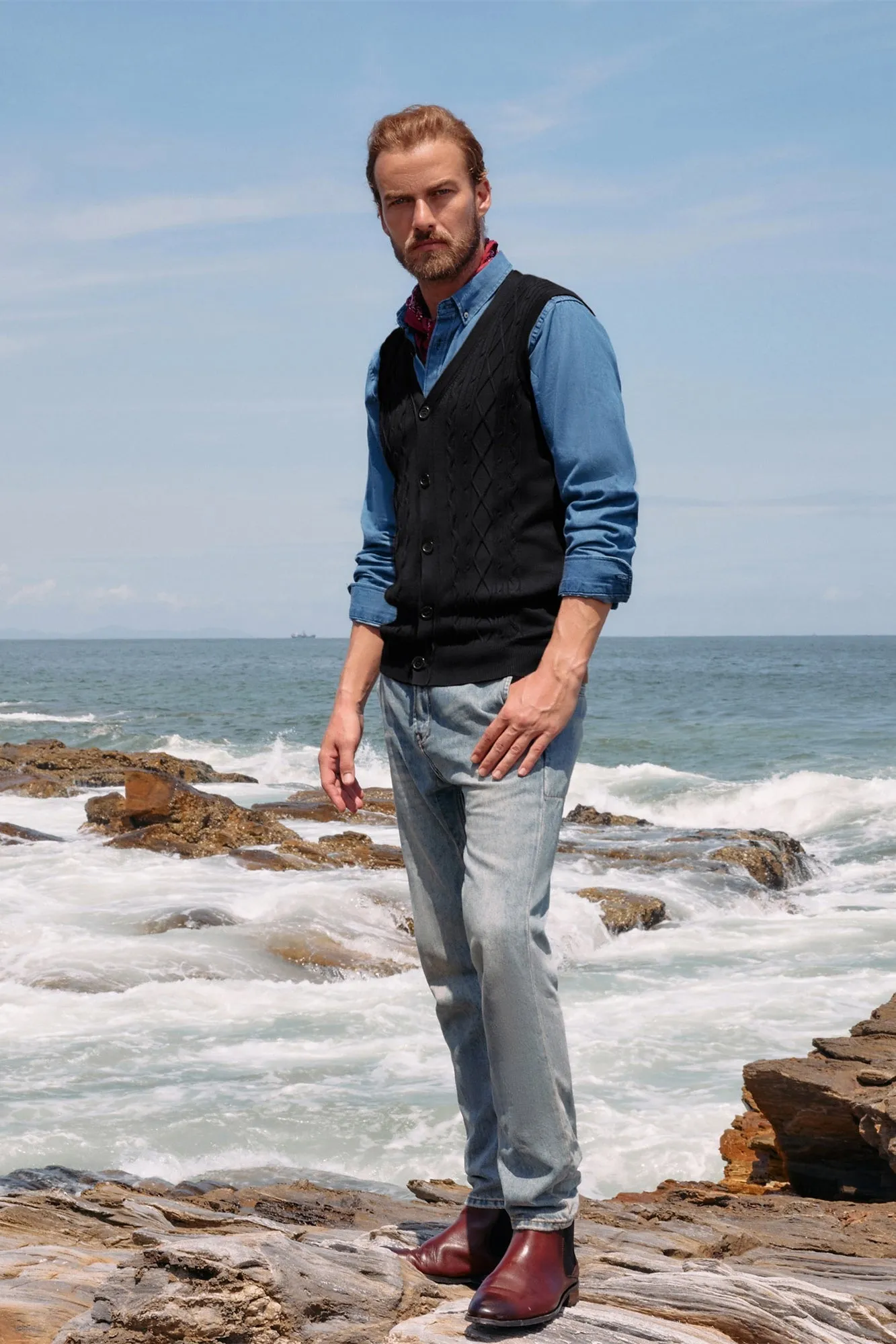 Mens V-Neck Sweater Vest Cable Knitted Button-Up Sleeveless Cardigan Vest