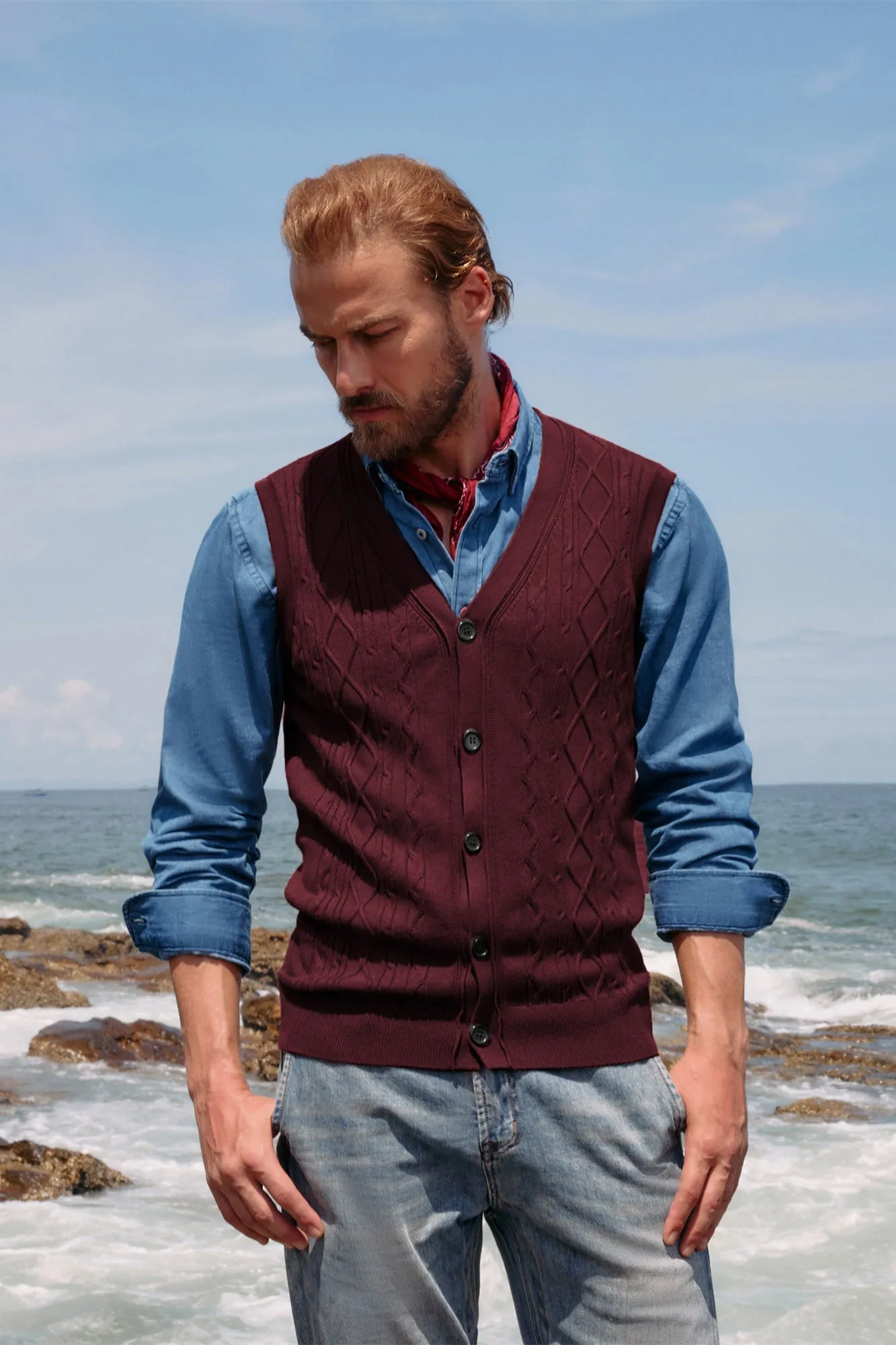 Mens V-Neck Sweater Vest Cable Knitted Button-Up Sleeveless Cardigan Vest