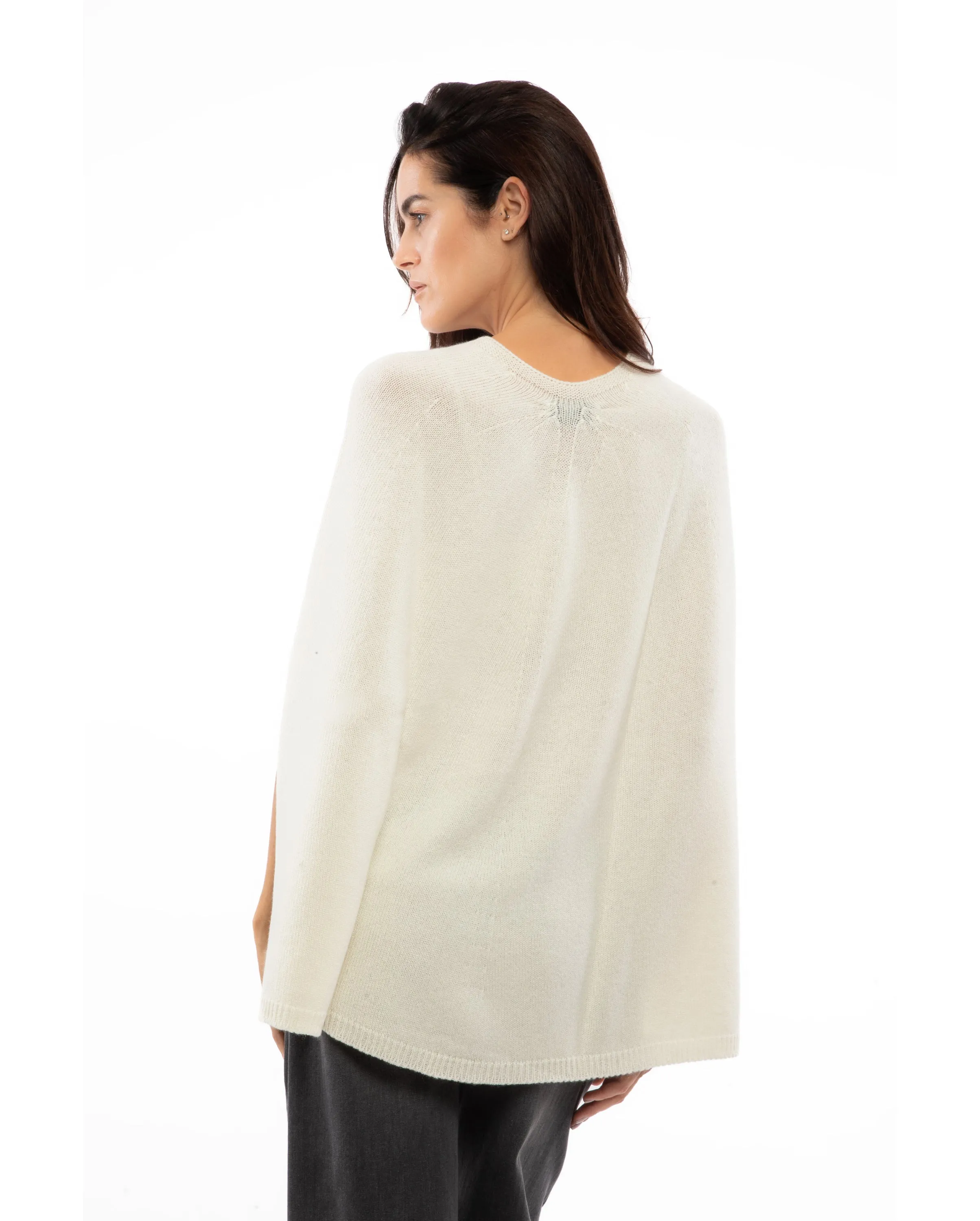 NEW FALL 24 - Women's Pure Cashmere Elegant Cable Knit Poncho Black