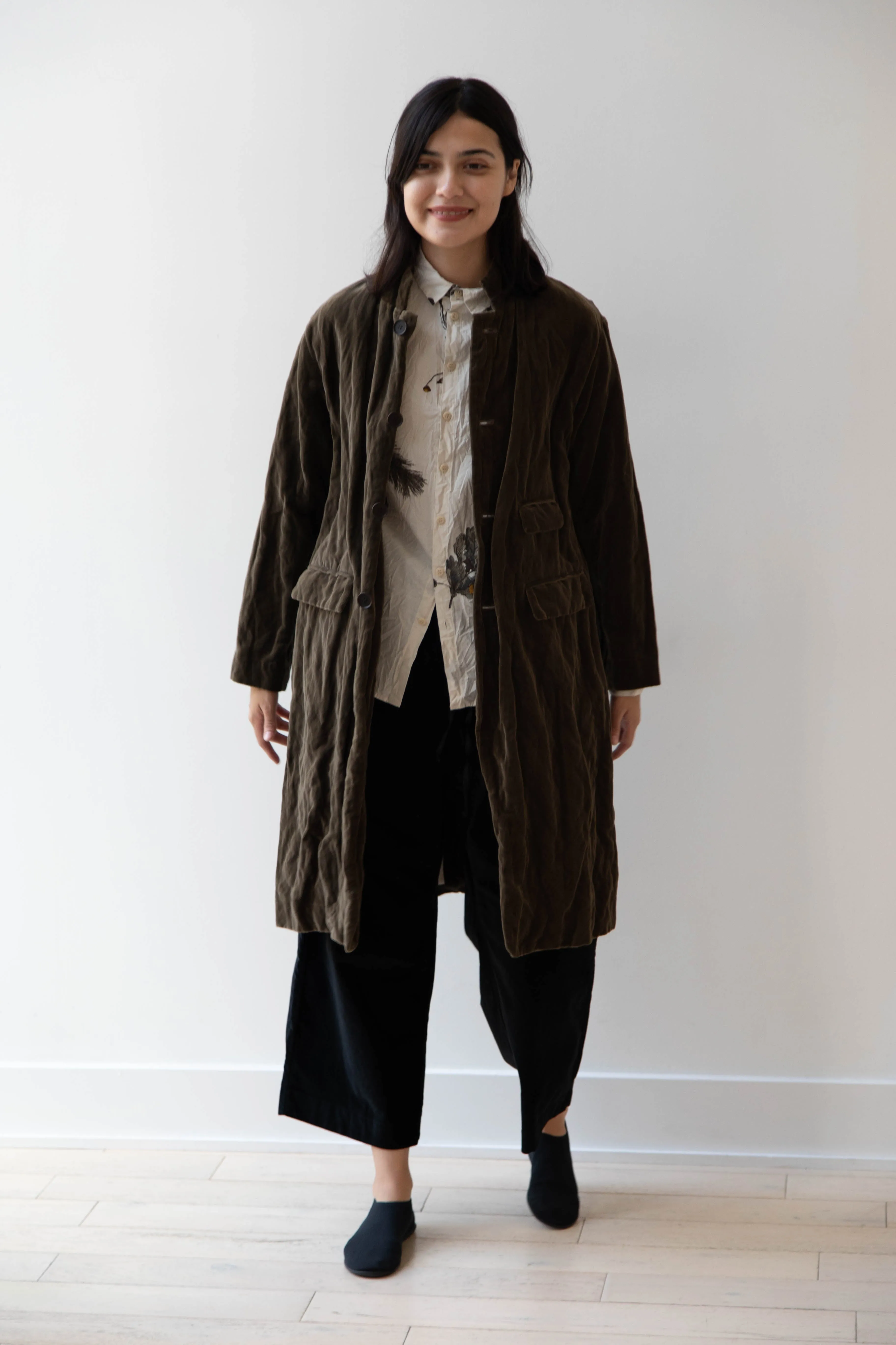 Pas de Calais | Velvet Coat in Khaki