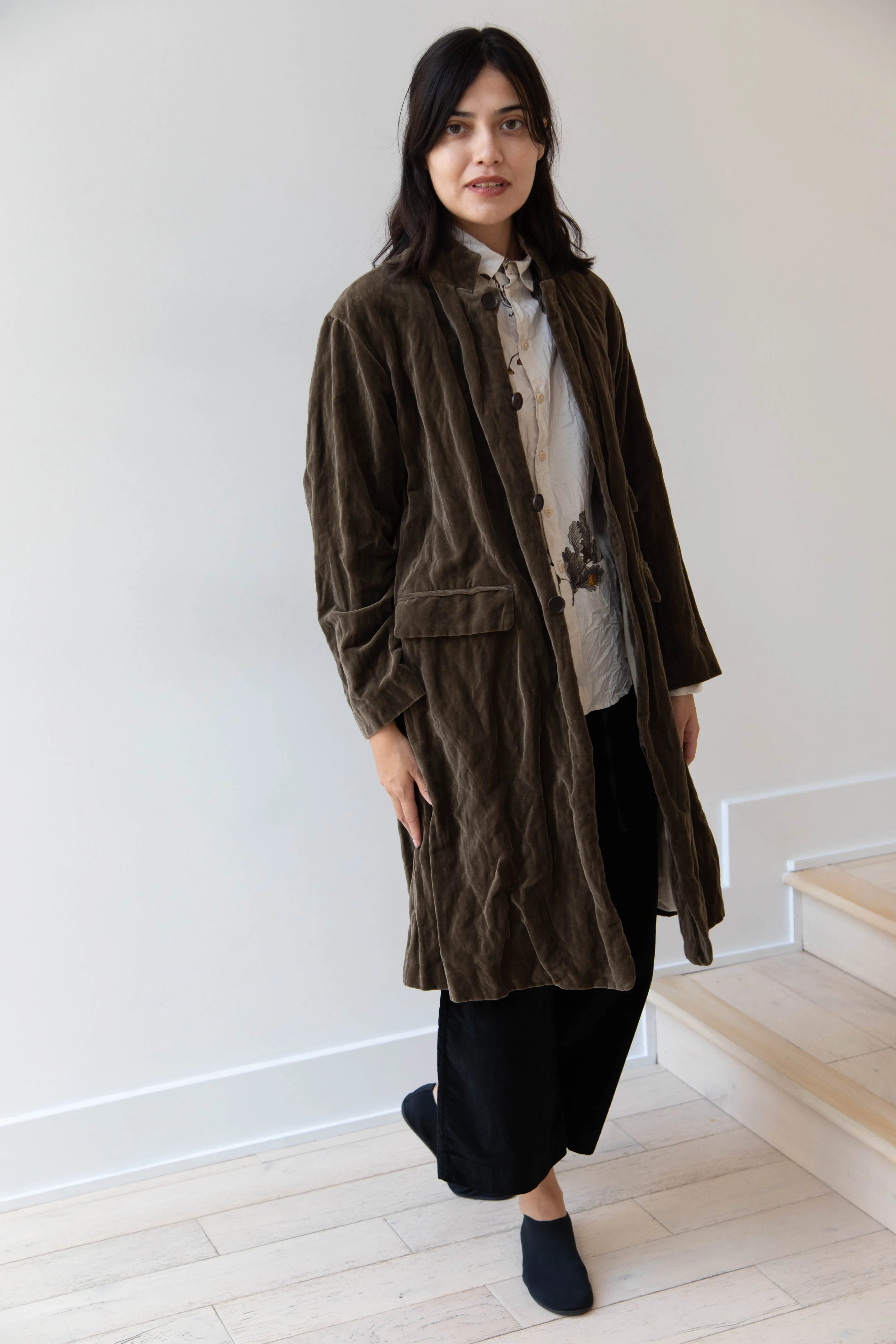 Pas de Calais | Velvet Coat in Khaki