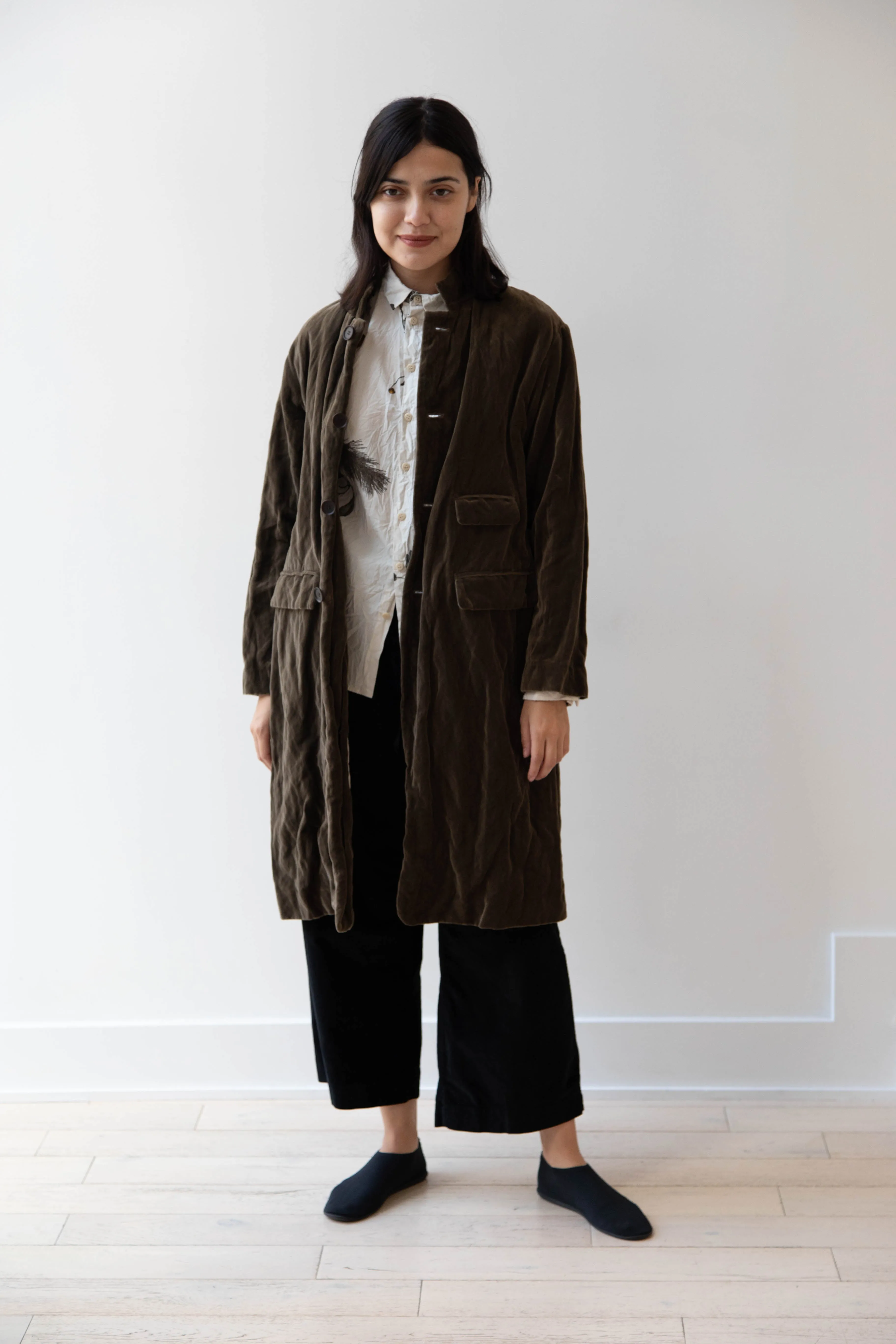 Pas de Calais | Velvet Coat in Khaki