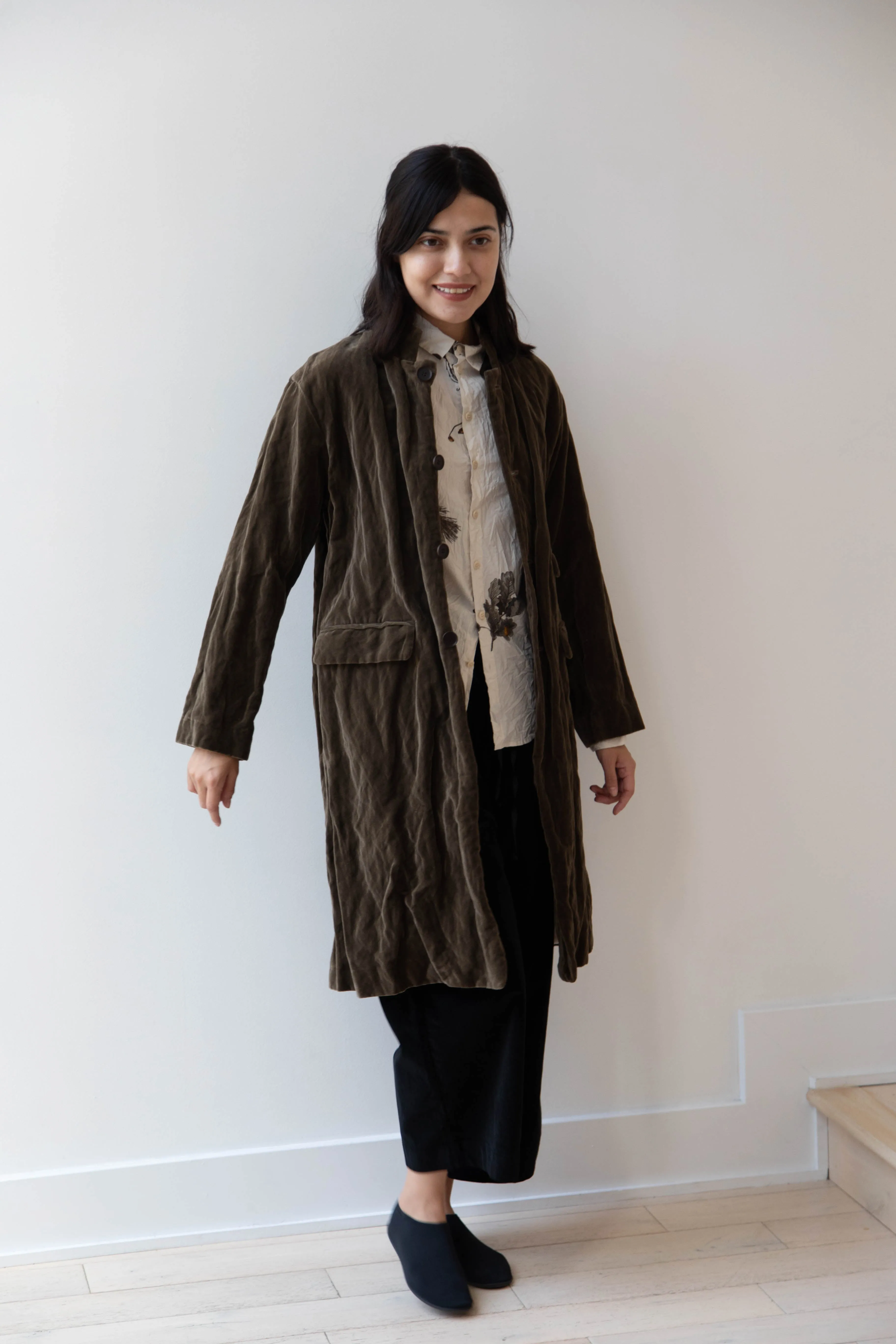 Pas de Calais | Velvet Coat in Khaki