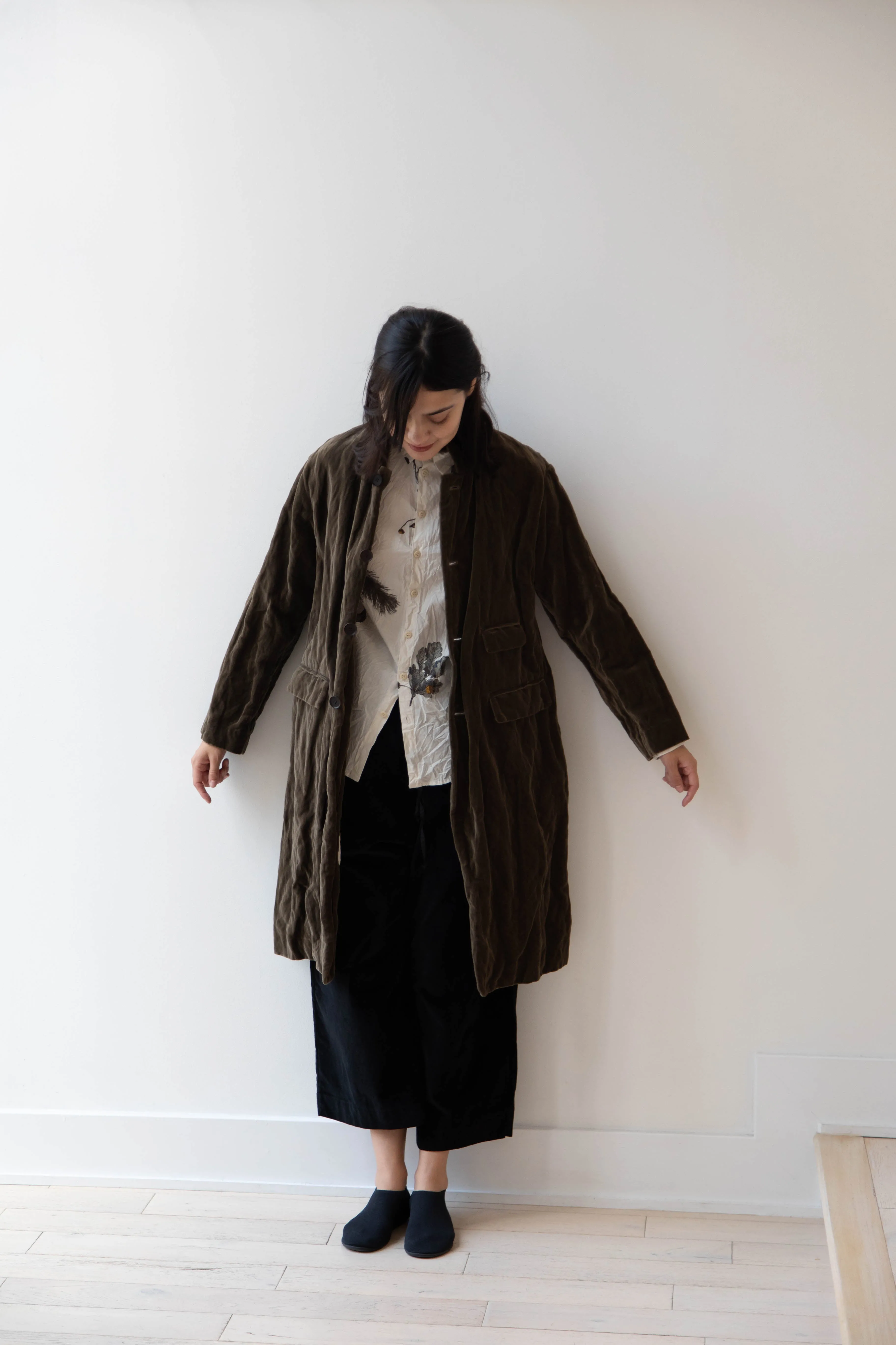 Pas de Calais | Velvet Coat in Khaki